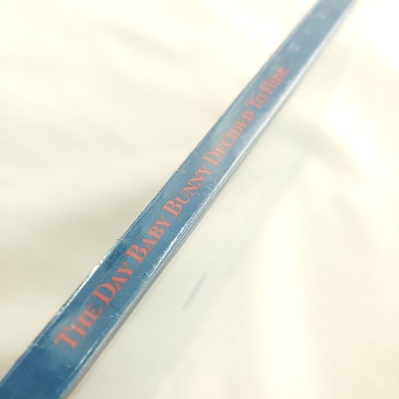 The Longaberger Bunnies In The Day Baby Bunny Decided To Hide Picture Book - Picture 5 of 10